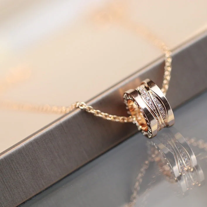 Regalia jewelryZERO 1 PINK GOLD DIAMOND NECKLACE