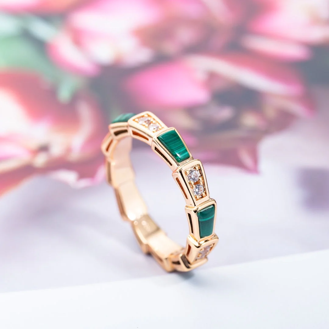 Regalia jewelrySERPENTI RING PINK GOLD MALACHITE DIAMOND 3MM