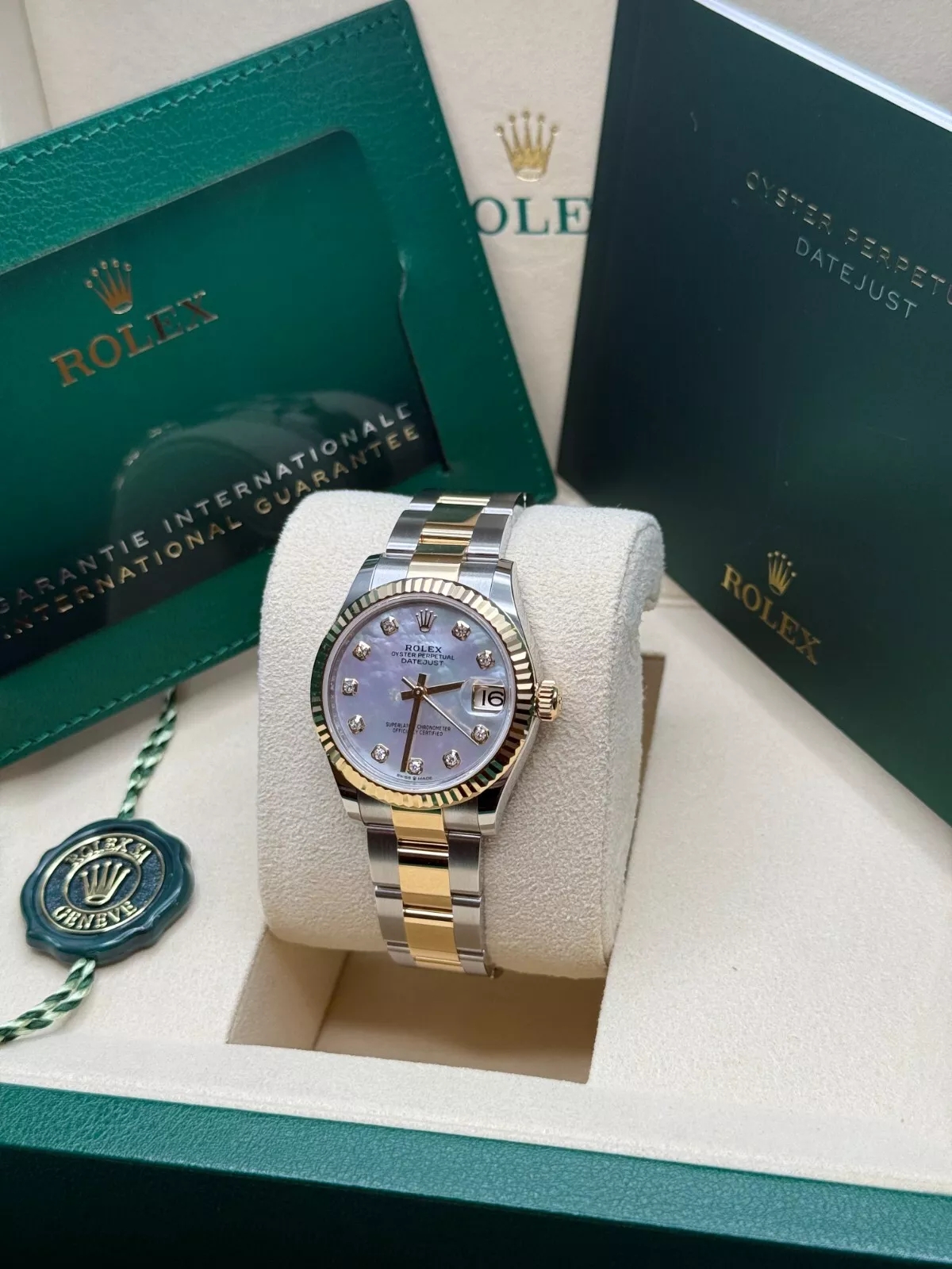 【Super Clone】RLX Datejust m278273-0027/0028 31mm White Mother-of-Pearl Dial Stainless Steel and Yellow Gold Oyster Watch