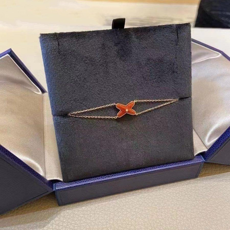 Regalia jewelryJEUX BRACELET CARNELIAN PINK GOLD 1 DIAMOND