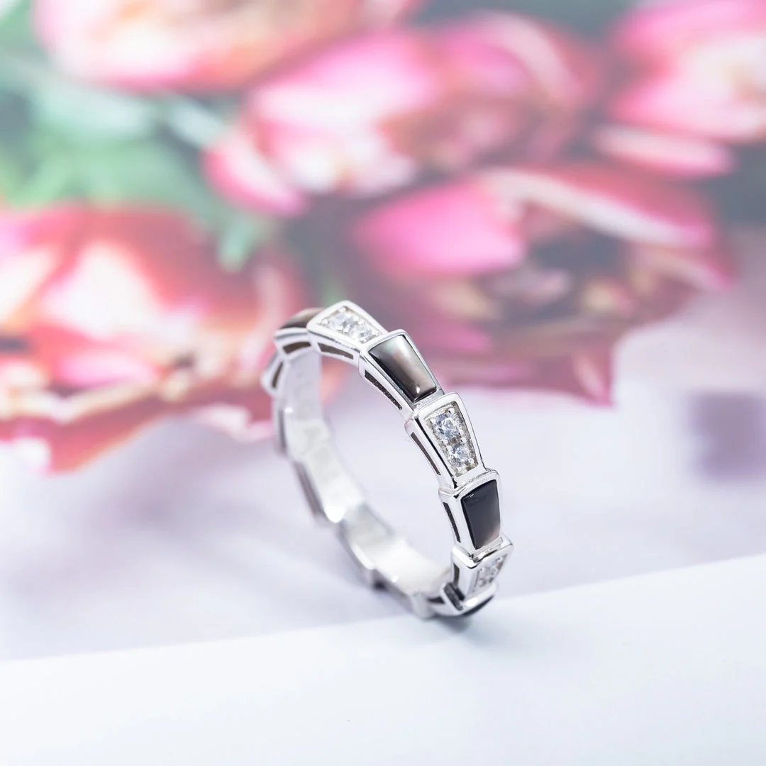 Regalia jewelrySERPENTI RING SILVER  DIAMOND BLACK MOP 3MM