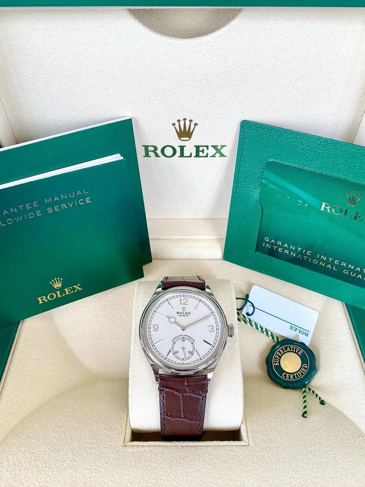 【Super Clone】ROLEX 1908 White Gold White Dial Brown Alligator Strap - 52509-0006