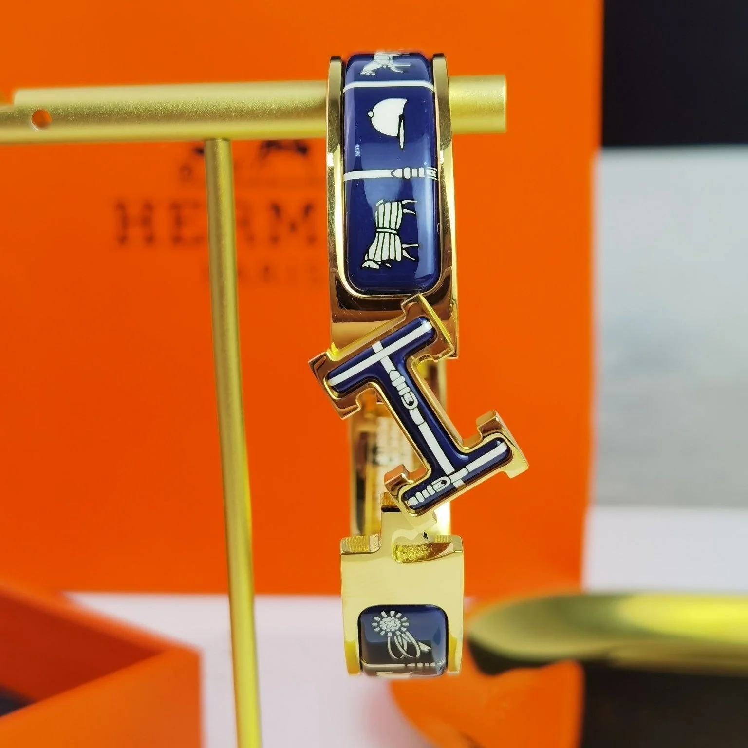 Regalia jewelryH COUVERTURES DARK BLUE BRACELET