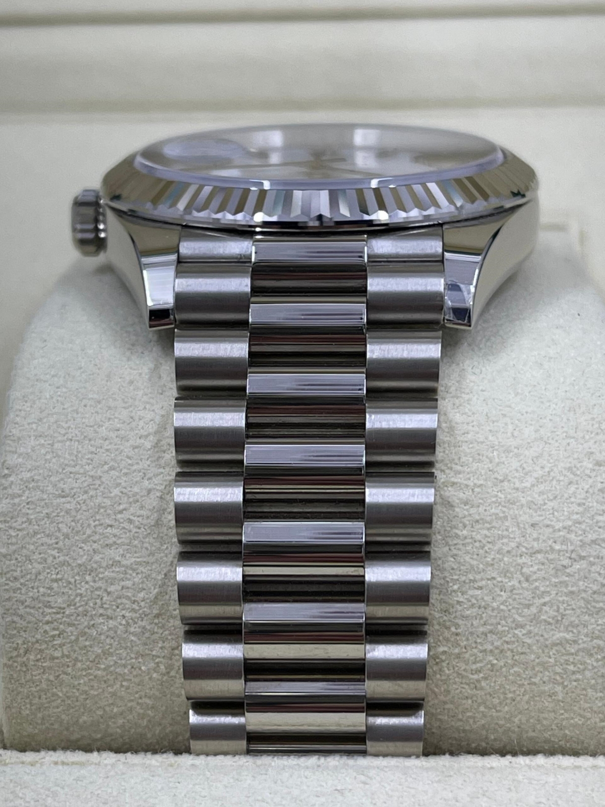 【Super Clone】ROLEX Day-Date 228236-0010 White Roman Dial