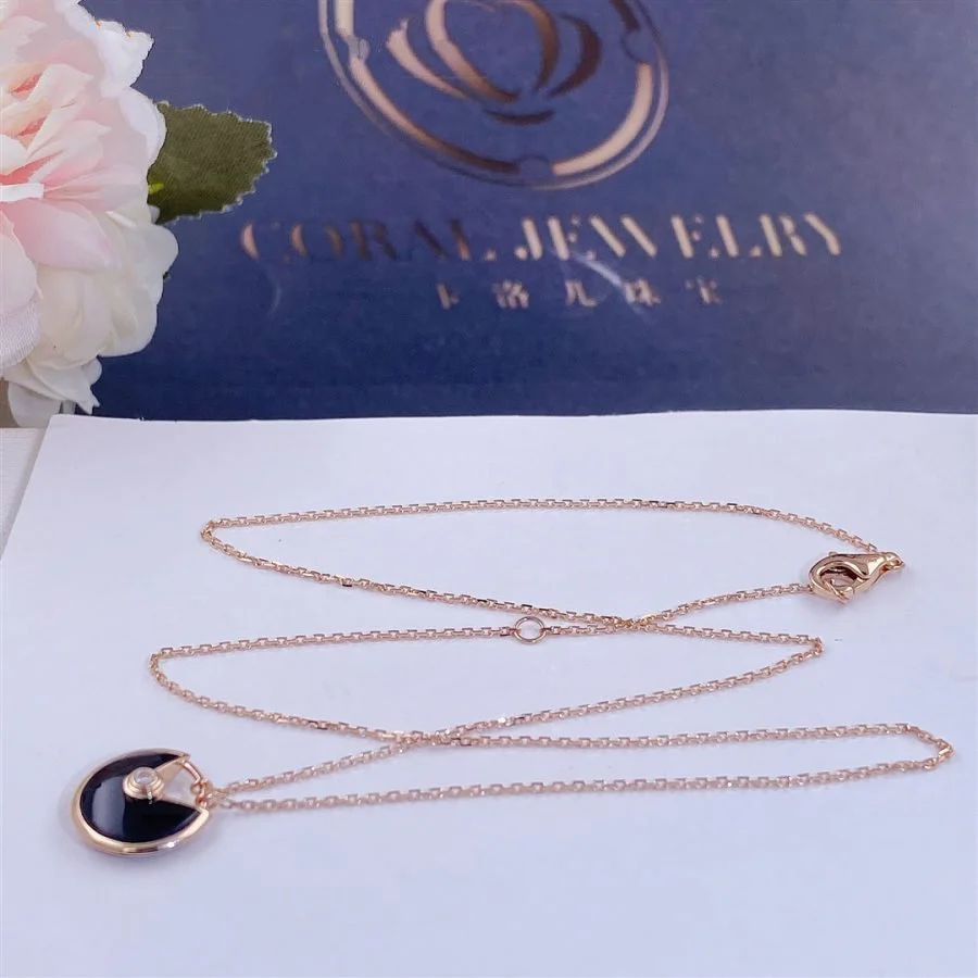 Regalia jewelryAMULETTE ROSE GOLD ONYX NECKLACE