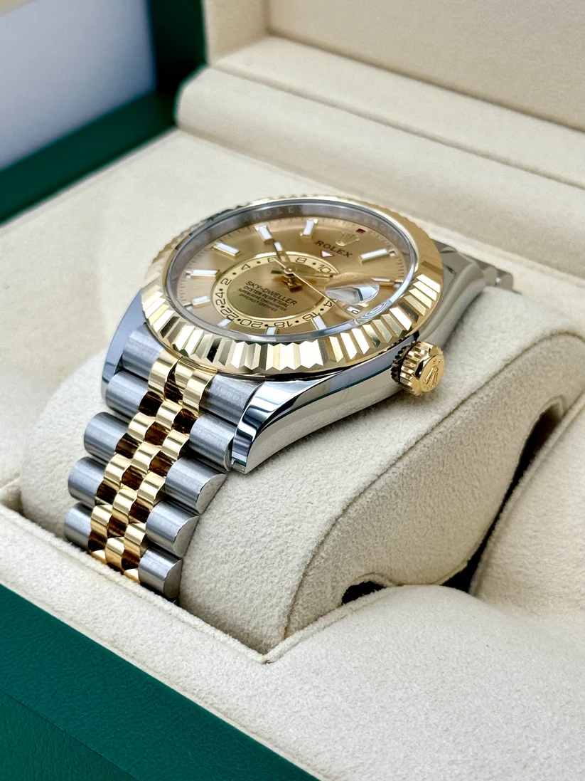 【Super Clone】ROLEX  Sky-Dweller 42mm 336933-0001/0002 Two-Tone Yellow Gold Champagne Dial Oyster
