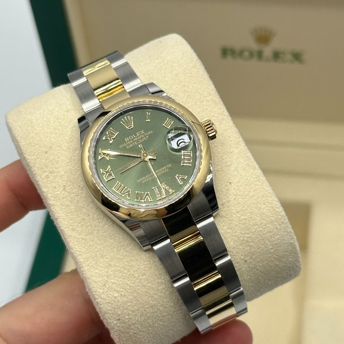 【Super Clone】ROLEX Datejust m278243-0015/0016 31mm Olive Green Dial Yellow Rolesor Oyster Watch