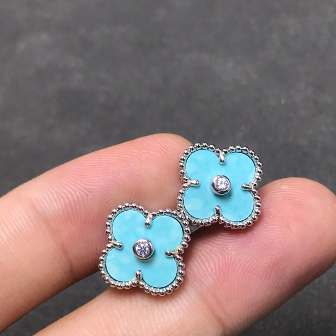 Regalia jewelryCLOVER 1 DIAMOND BLUE SKY SILVER EARRINGS