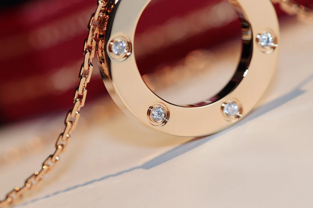 Regalia jewelryLOVE NECKLACE 16MM 6 DIAMONDS PINK GOLD