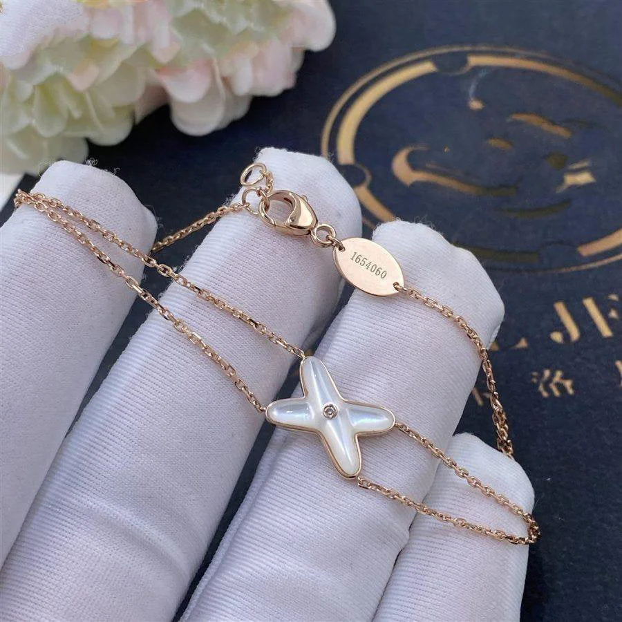 Regalia jewelryJEUX BRACELET WHITE MOP PINK GOLD 1 DIAMOND