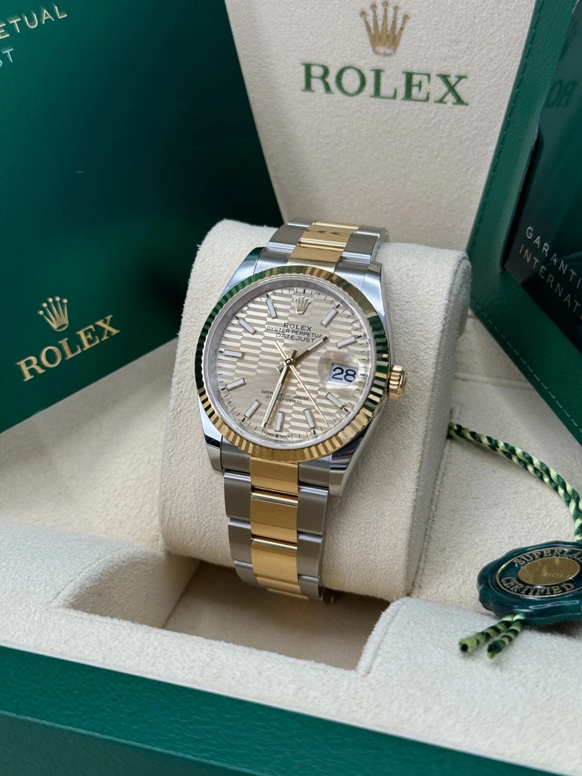 【Super Clone】ROLEX  Datejust 36mm 126233 Golden Fluted Motif 36mm Dial Oyster Bracelet