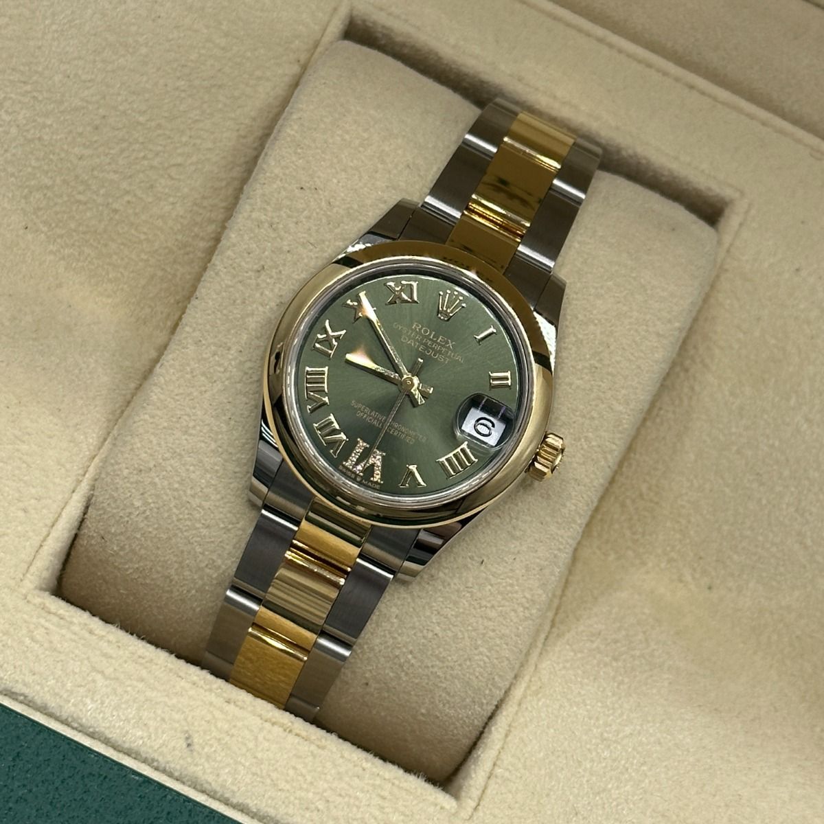 【Super Clone】ROLEX Datejust m278243-0015/0016 31mm Olive Green Dial Yellow Rolesor Oyster Watch