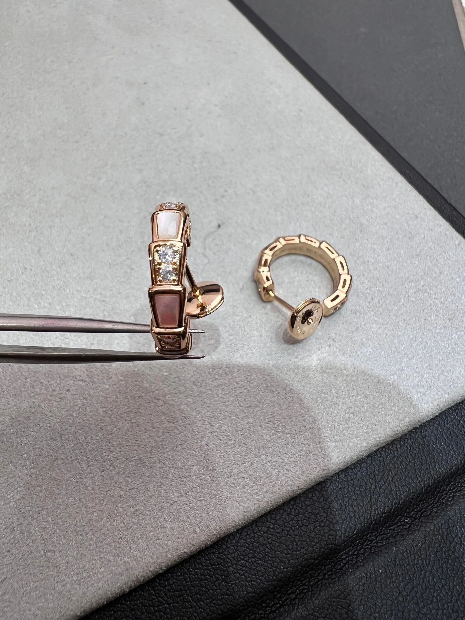 Regalia jewelrySERPENTI MOP PINK GOLD EARRINGS