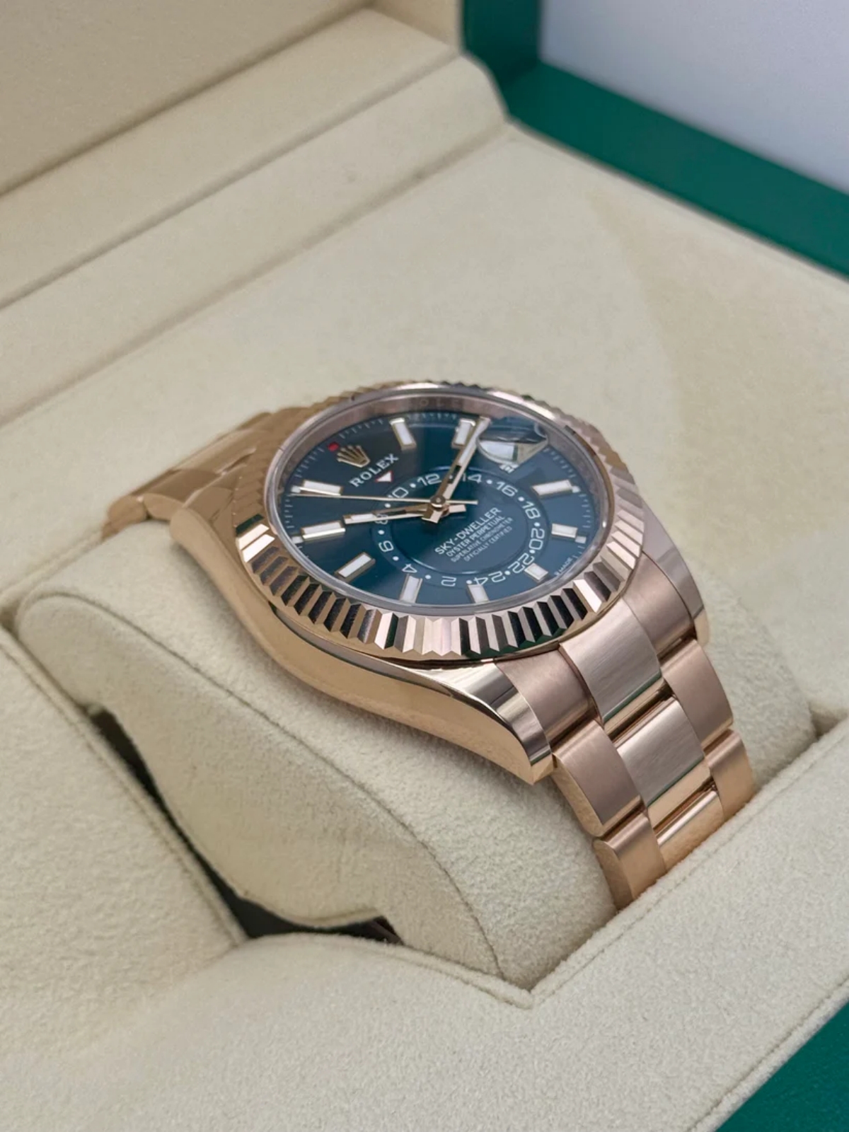 【Super Clone】ROLEX  Sky-Dweller 42mm 336935-0001/0005 Rose Gold Blue Dial Oyster