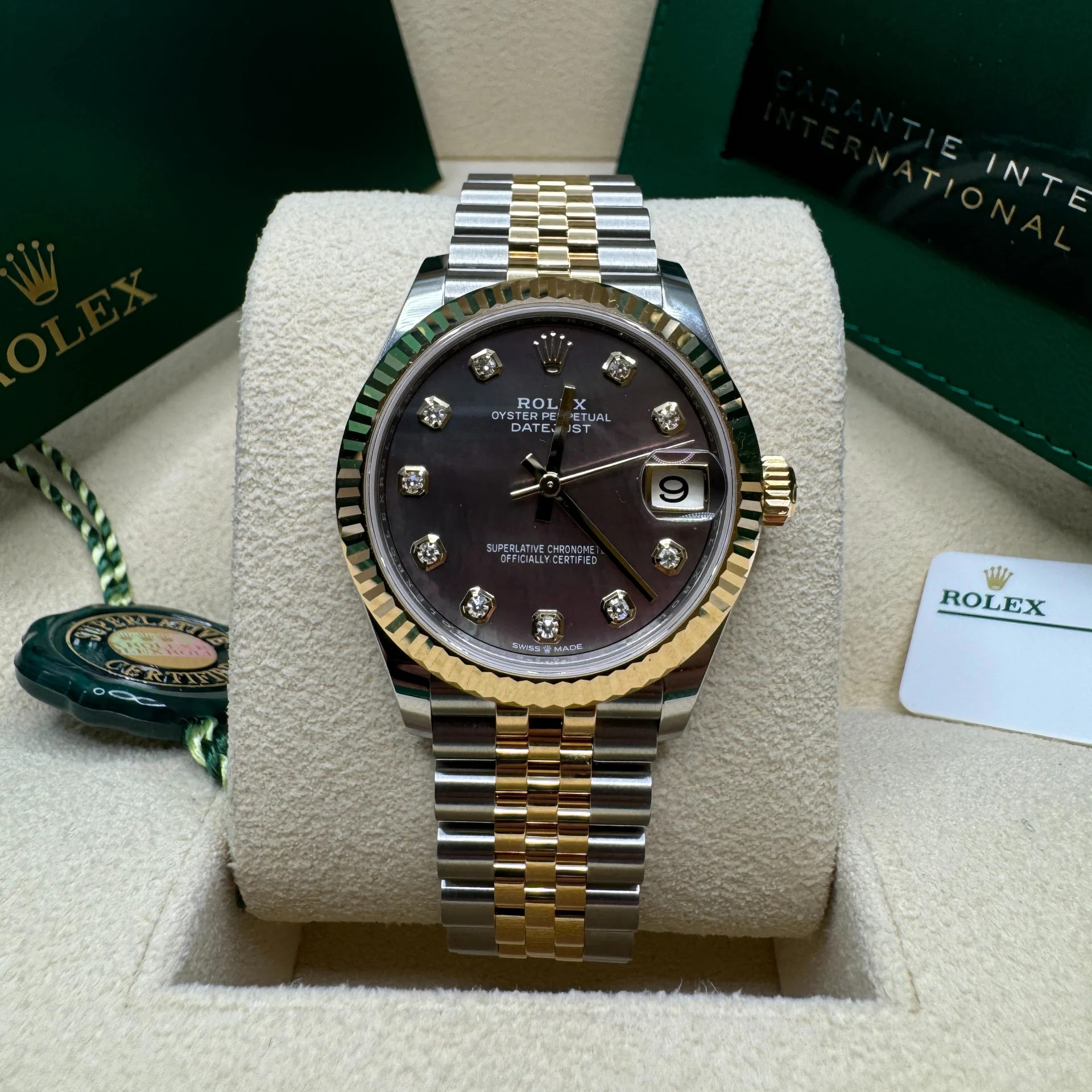 【Super Clone】ROLEX Datejust m278273-0023/0024 31mm Black Mother-of-Pearl Dial Stainless Steel and Yellow Gold Oyster Watch