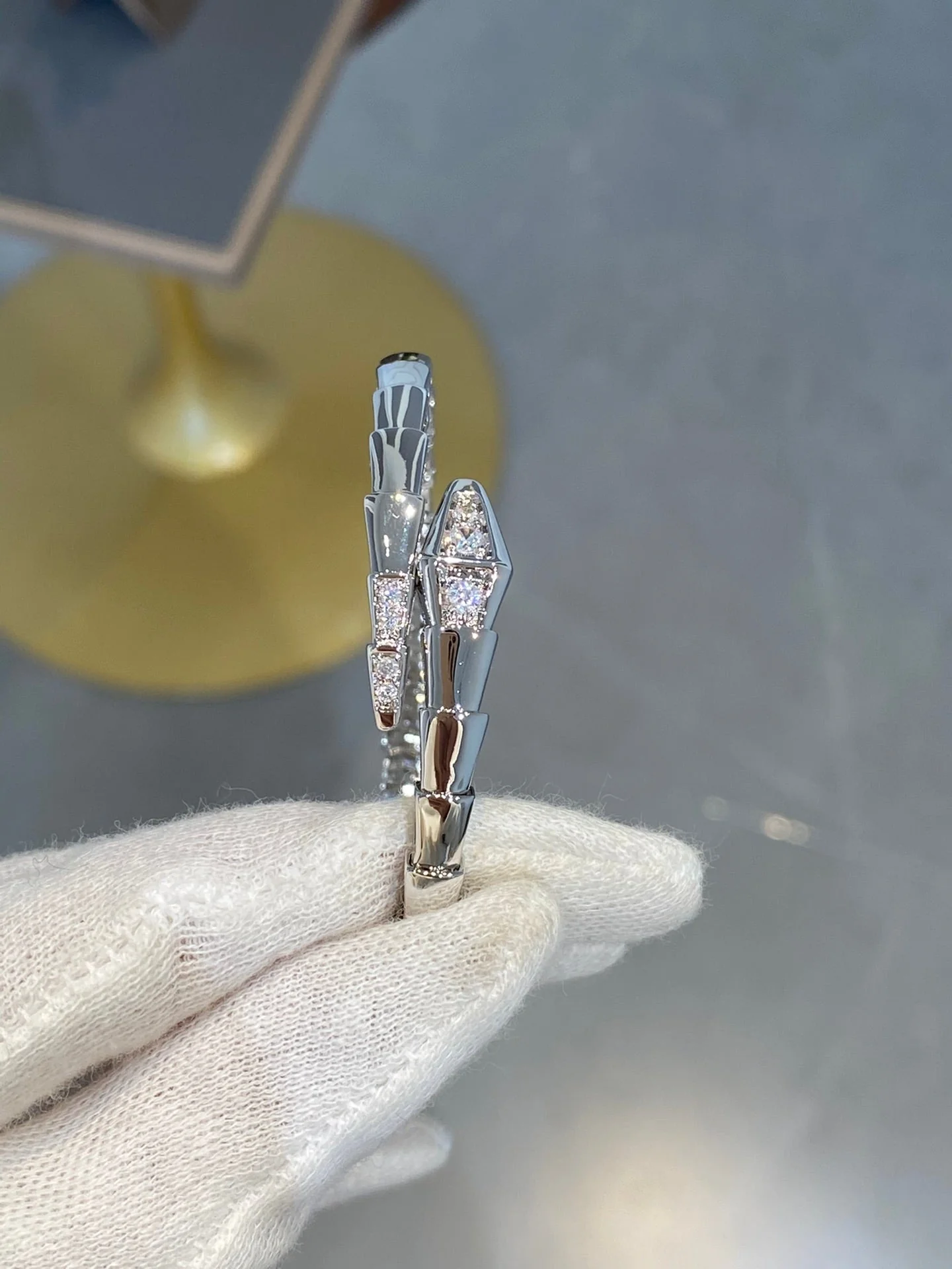 Regalia jewelrySERPENTI BRACELET DIAMONDS SILVER