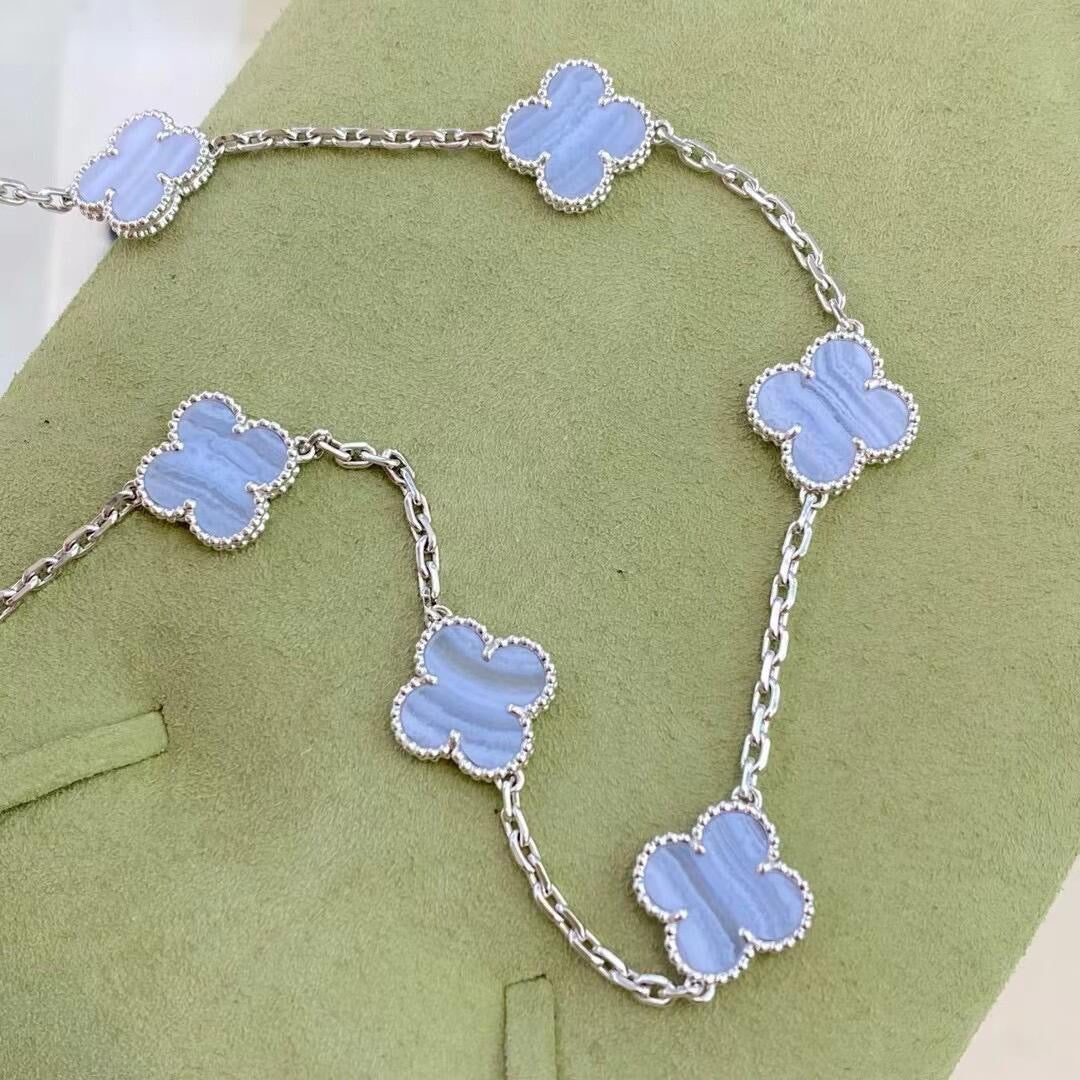 Regalia jewelryCLOVER 10 MOTIFS PURPLE CHALCEDONY NECKLACE