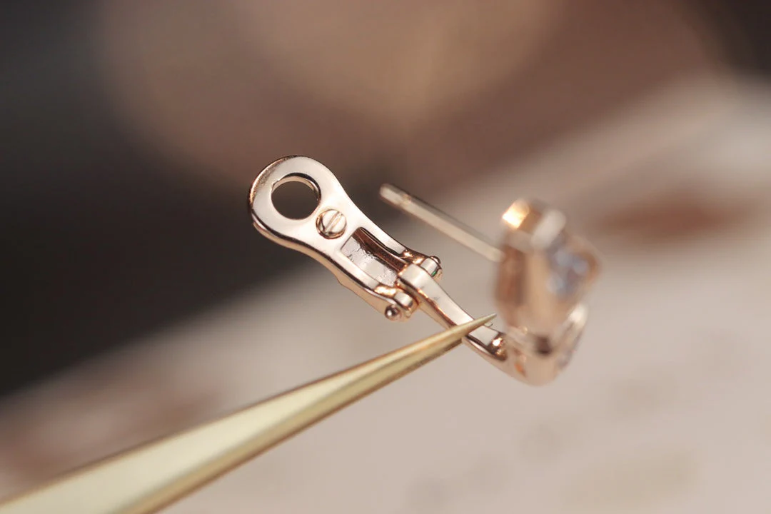 Regalia jewelrySERPENT PINK GOLD DIAMOND EARRINGS