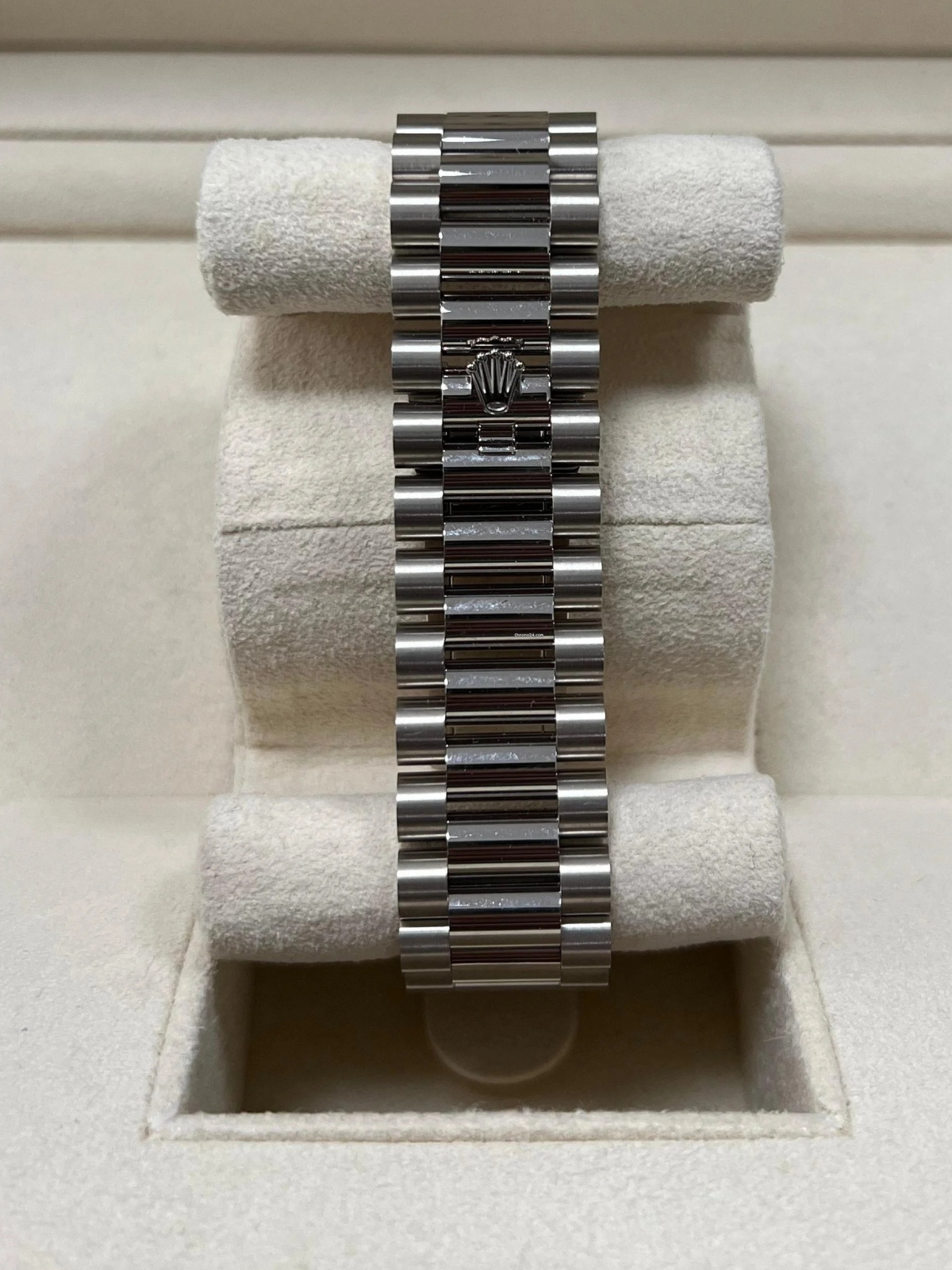 【Super Clone】ROLEX  Day-Date 40mm  Black Diamonds Dial 228236-0004