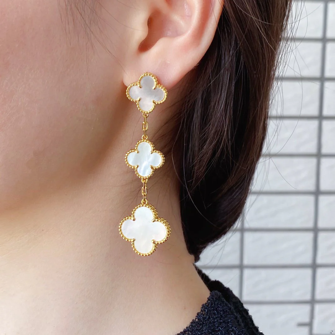 Regalia jewelryCLOVER MOP 3 MOTIFS GOLD EARRINGS