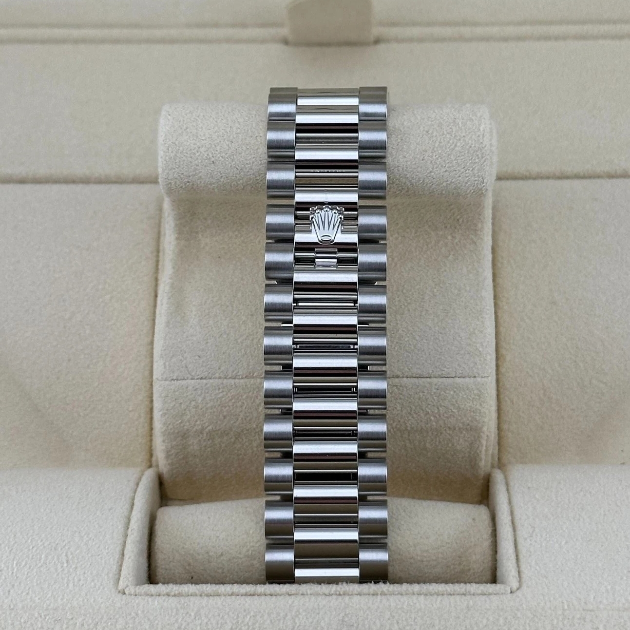 【Super Clone】ROLEX Day-Date 40mm 228396TBR-0021 Diamonds Sapphires Dial