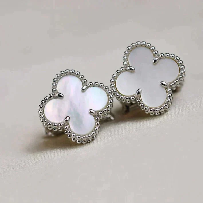 Regalia jewelryCLOVER MEDIUM 1 MOTIFS  WHITE MOP EARRINGS SILVER