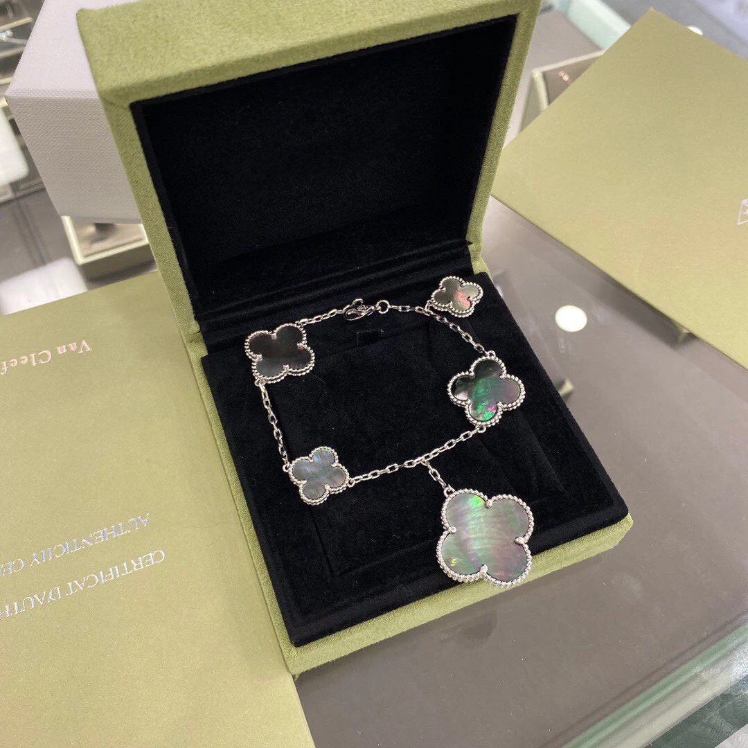 Regalia jewelryCLOVER 5 MOTIFS SIVLER DARK MOP BRACELET