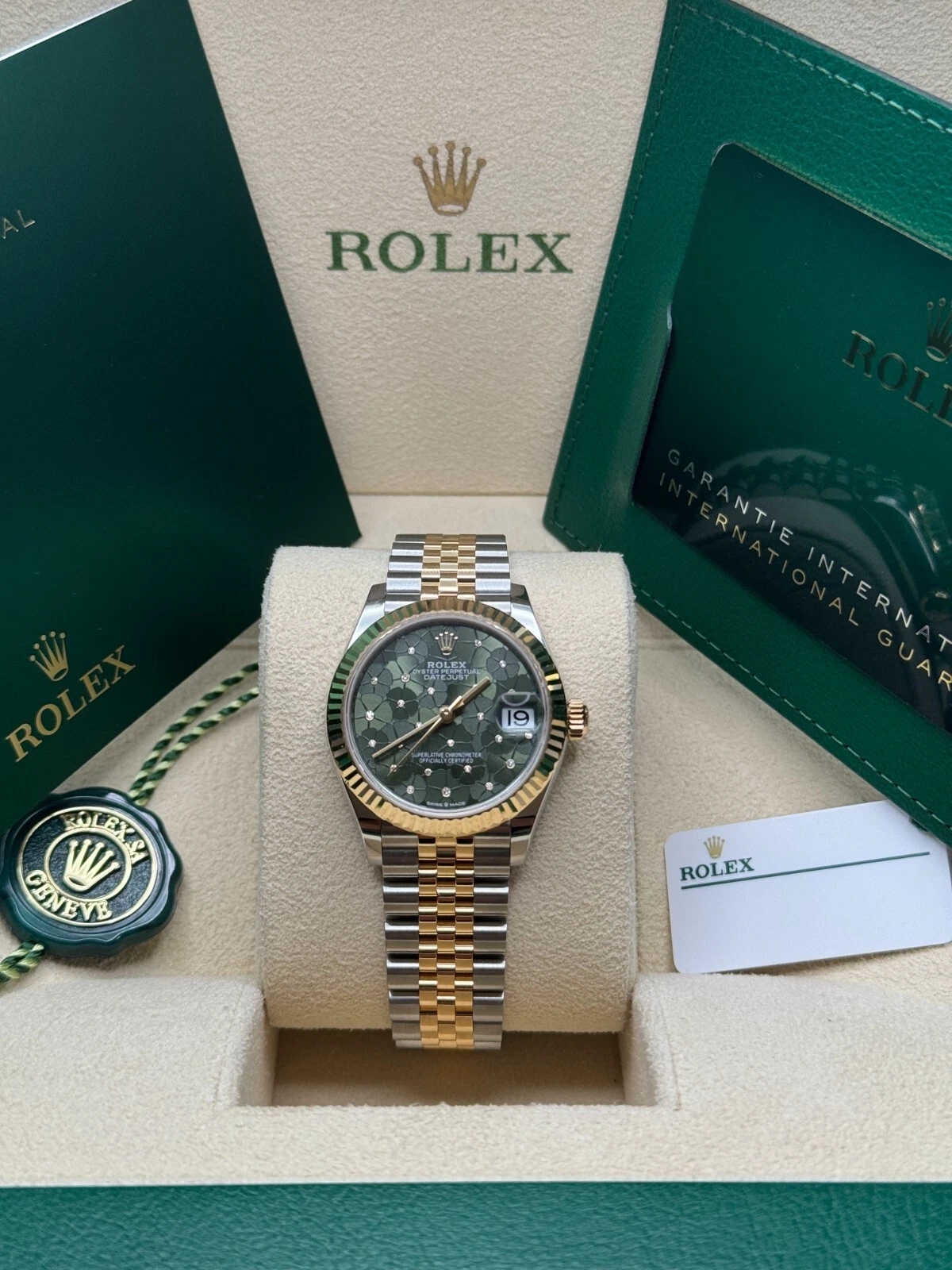 【Super Clone】ROLEX Datejust m278273-0031/0032 31mm Olive Green Floral Motif Dial Stainless Steel and Yellow Gold Oyster Watch