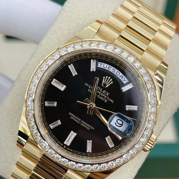 【Super Clone】ROLEX Day-Date 40mm Black Diamond Dial and Diamond Bezel Yellow Gold President Bracelet  228348RBR-0001