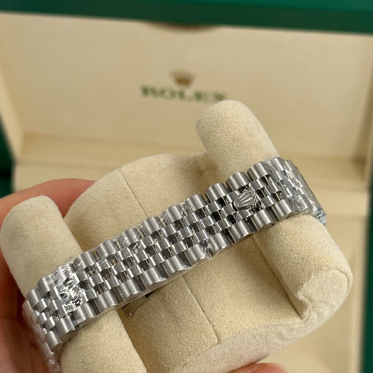 【Super Clone】ROLEX Datejust m278344-0021/0022 Pink Dial 31mm Domed Diamond Oyster Watch