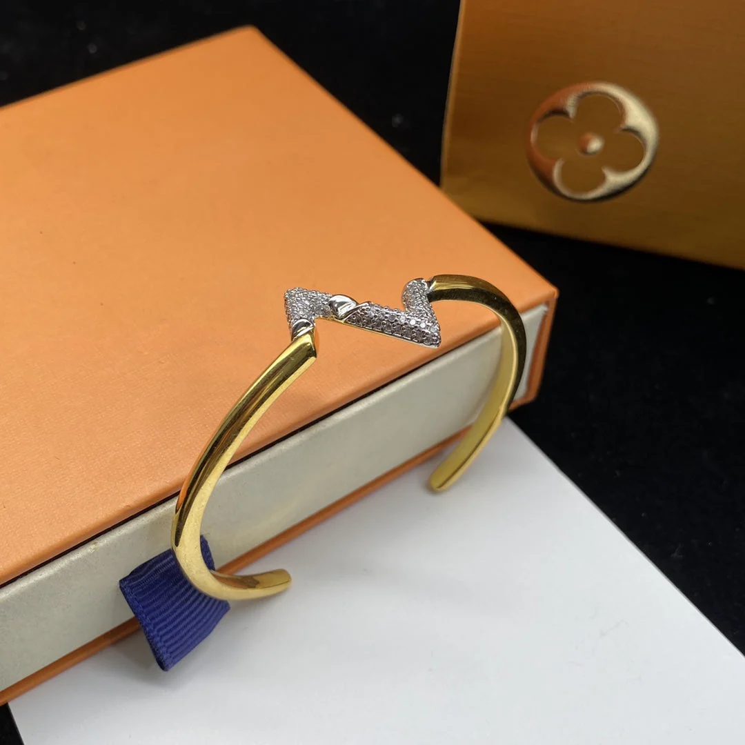 Regalia jewelryVOLTE UPSITE DOWN DIAMOND GOLD OPEN BRACELET