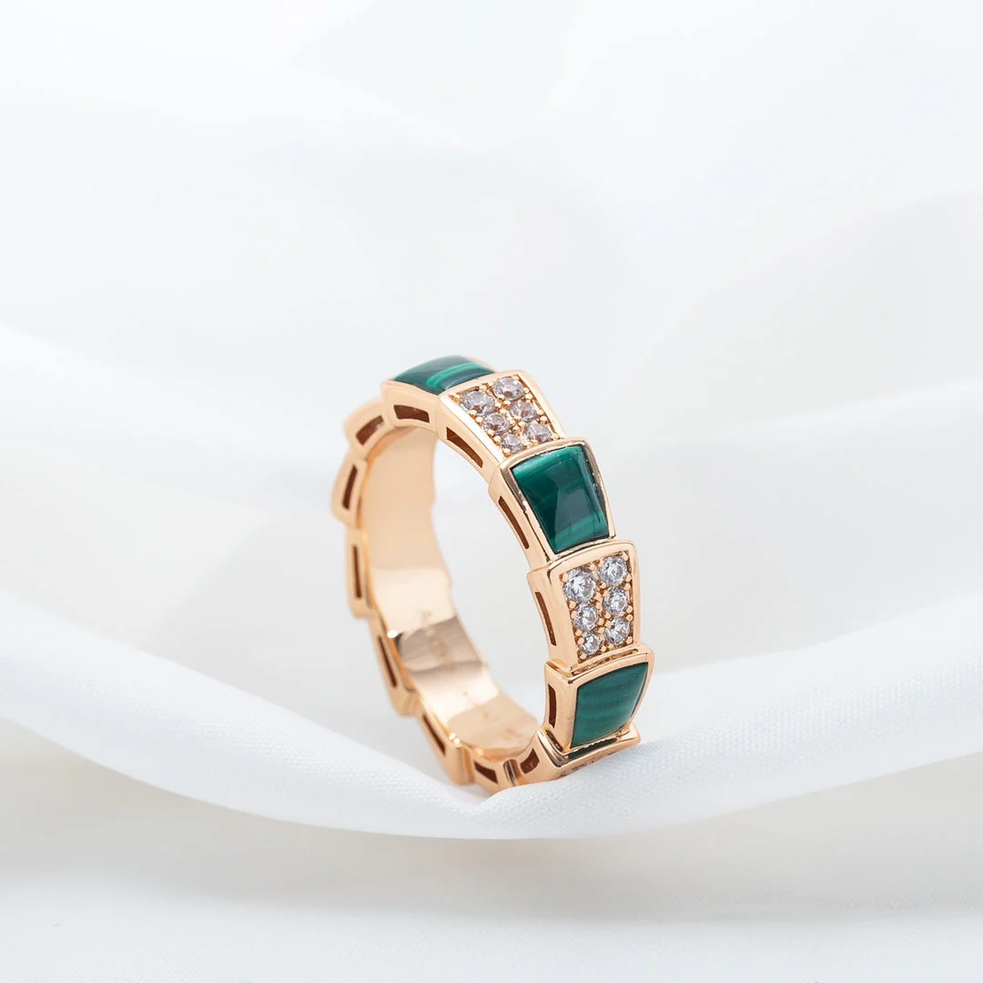 Regalia jewelrySERPENTI RING PINK GOLD MALACHITE DIAMOND PAVED 4MM