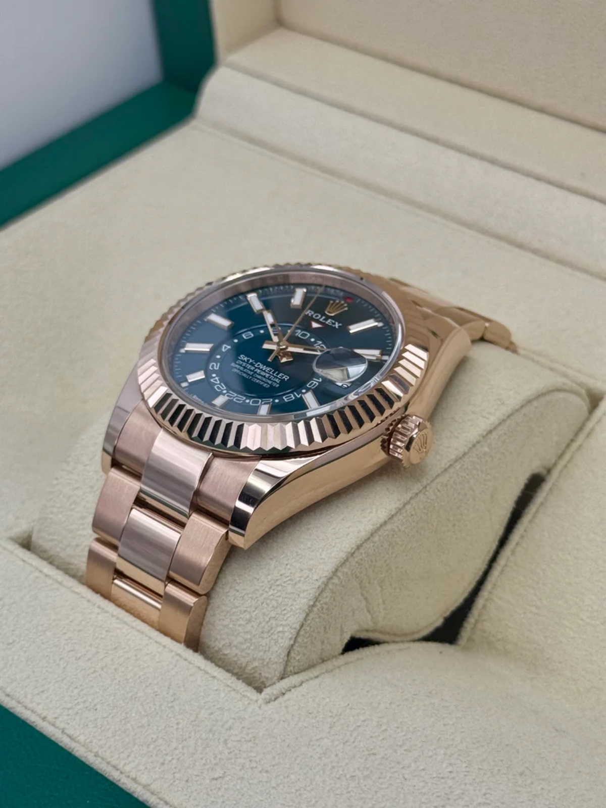 【Super Clone】ROLEX  Sky-Dweller 42mm 336935-0001/0005 Rose Gold Blue Dial Oyster