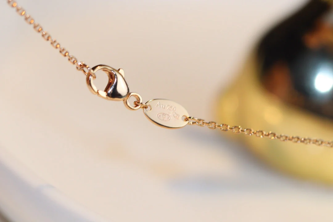 Regalia jewelryJEUX MALACHITE 1 DIAMOND PINK GOLD NECKLACE