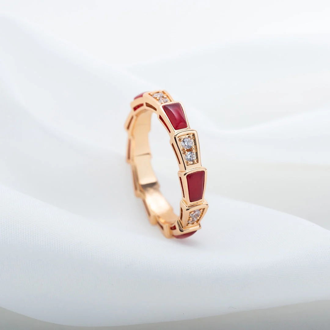 Regalia jewelrySERPENTI RING PINK GOLD CARNELIAN DIAMOND 3MM