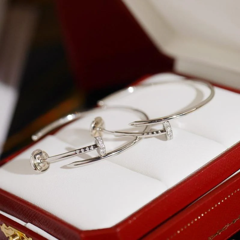 Regalia jewelryJUSTE EARRINGS DIAMONDS 1.8MM