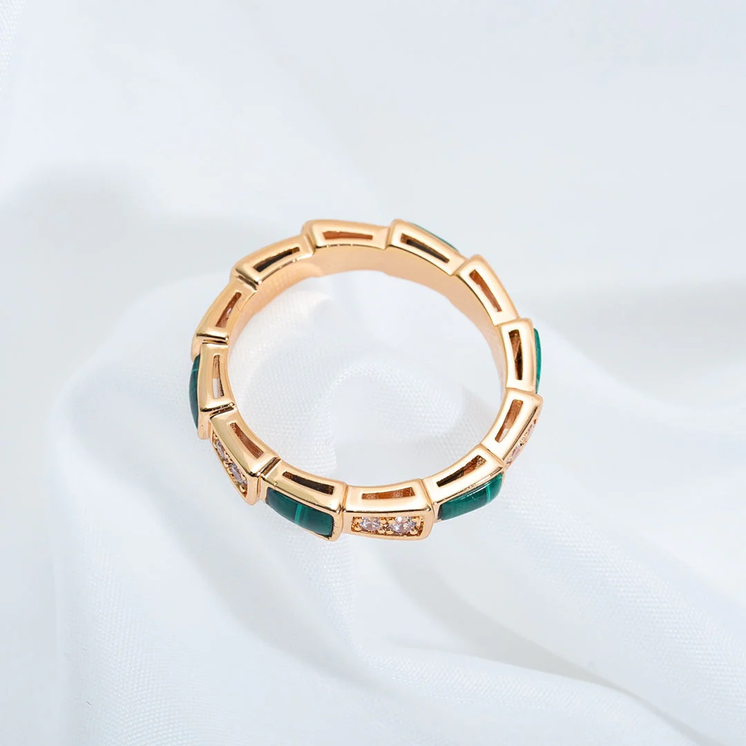 Regalia jewelrySERPENTI RING PINK GOLD MALACHITE DIAMOND 3MM