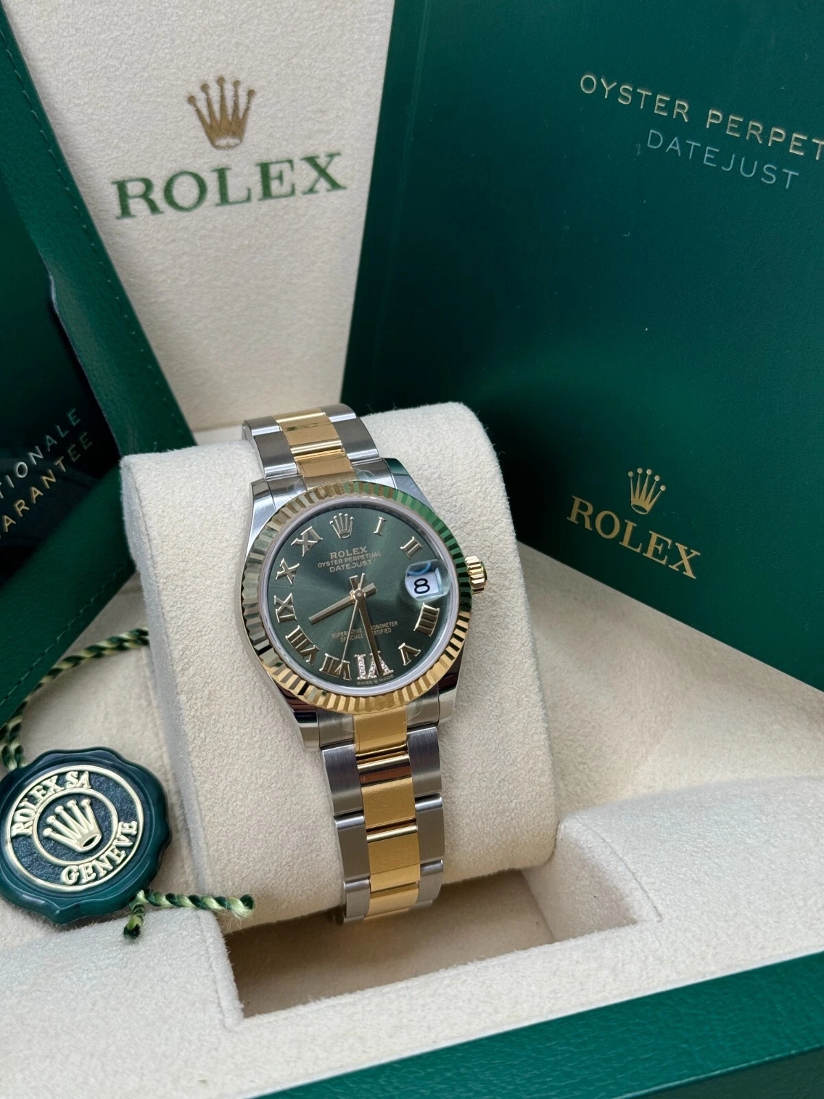 【Super Clone】ROLEX Datejust m278273-0015/0016 31mm Olive Green Dial Stainless Steel and Yellow Gold Oyster Watch