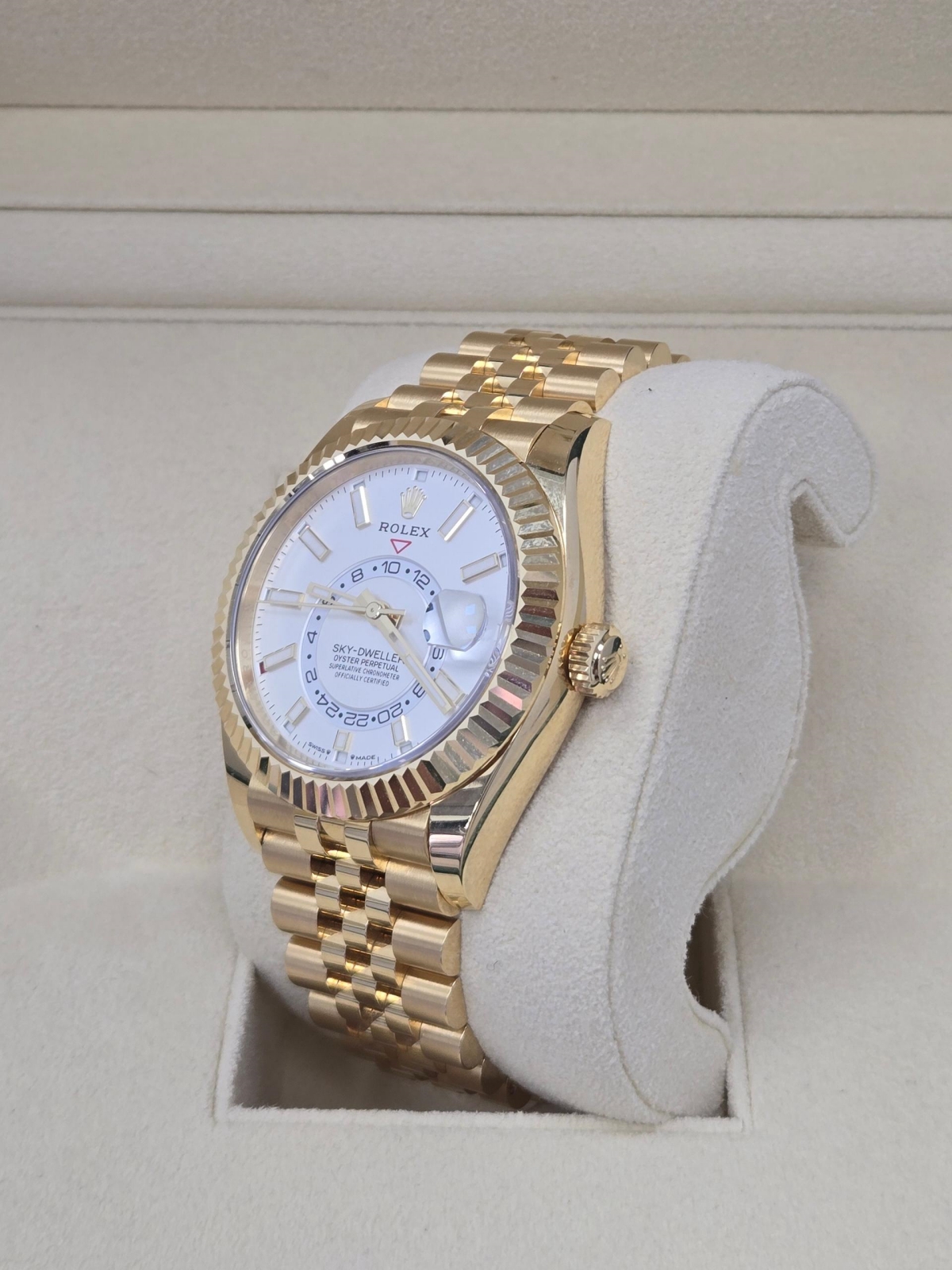 【Super Clone】ROLEX  Sky-Dweller 42mm 336938-0003/0006 Yellow Gold White Dial Jubilee