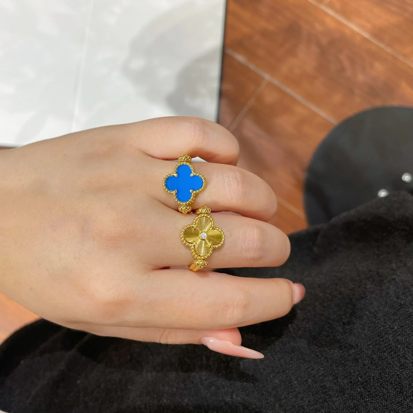 Regalia jewelryCLOVER RIVERSIBLE BLUE AGATE RING