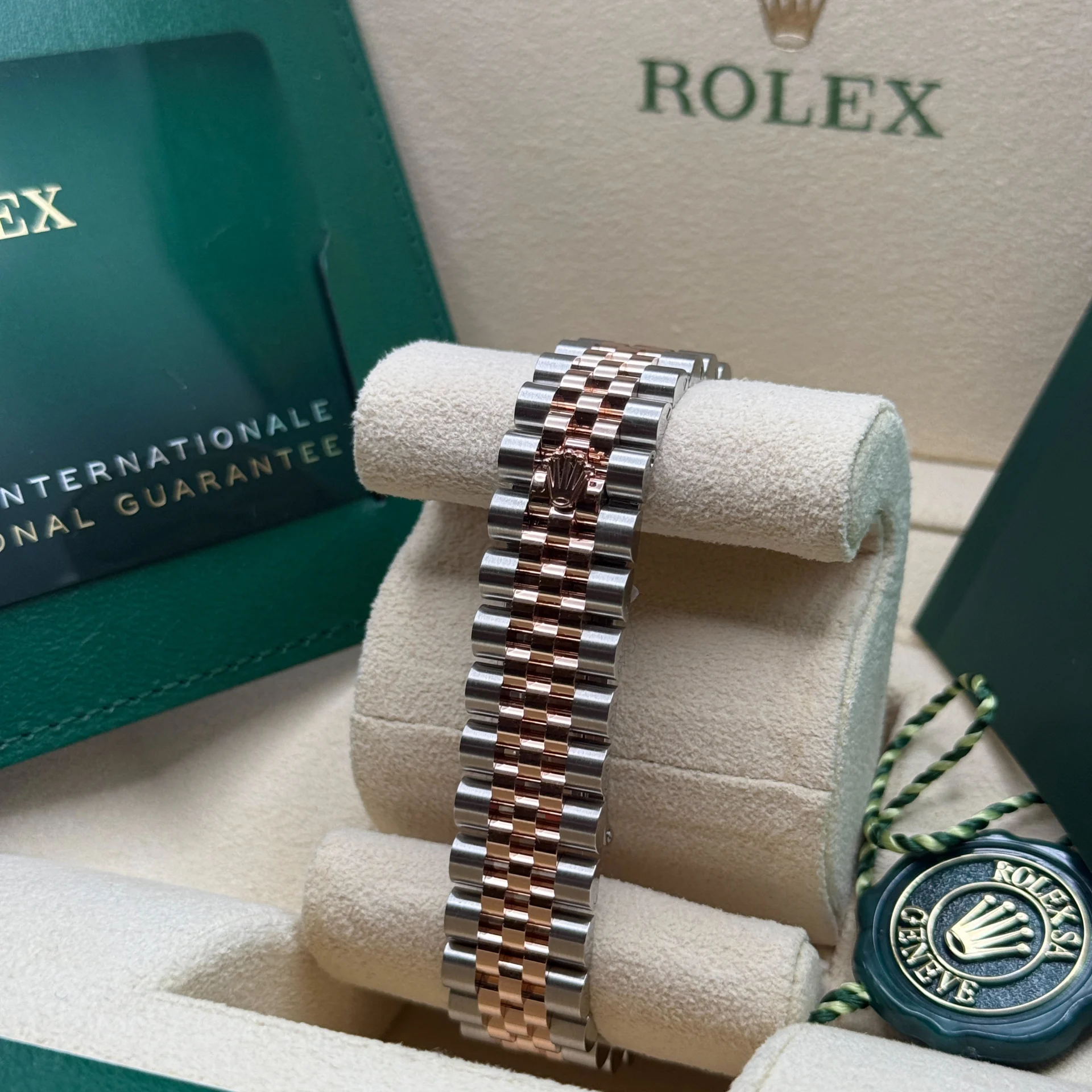 【Super Clone】ROLEX Datejust m278271-0005/0006 Rose 31mm Dial Oyster Bracelet Watch