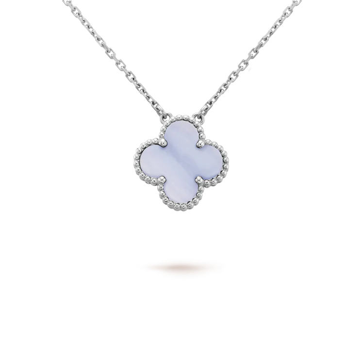 Regalia jewelryCLOVER 15MM BLUE CHALCEDONY NECKLACE SILVER