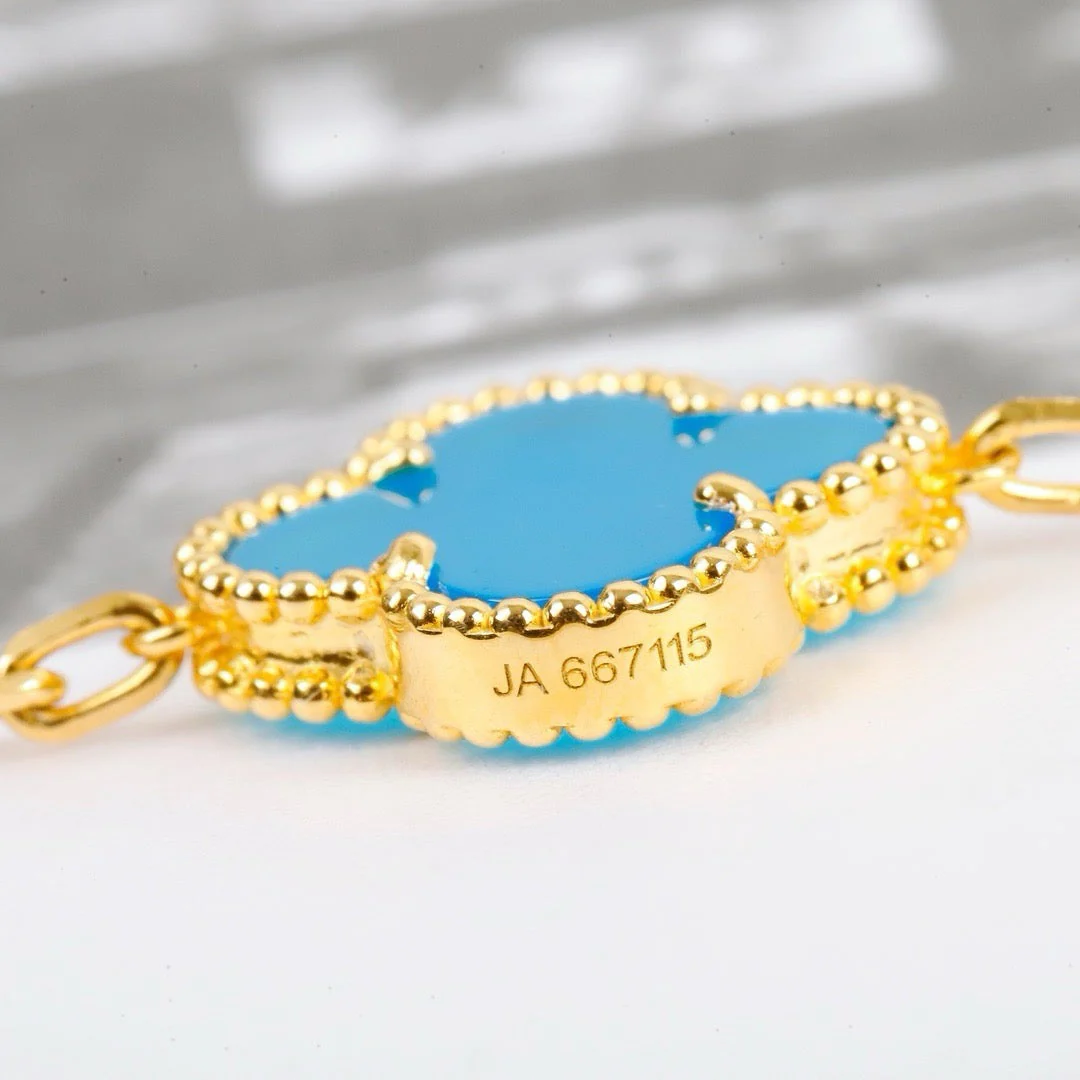 Regalia jewelryCLOVER 5 MOTIFS TURQUOISE BRACELET
