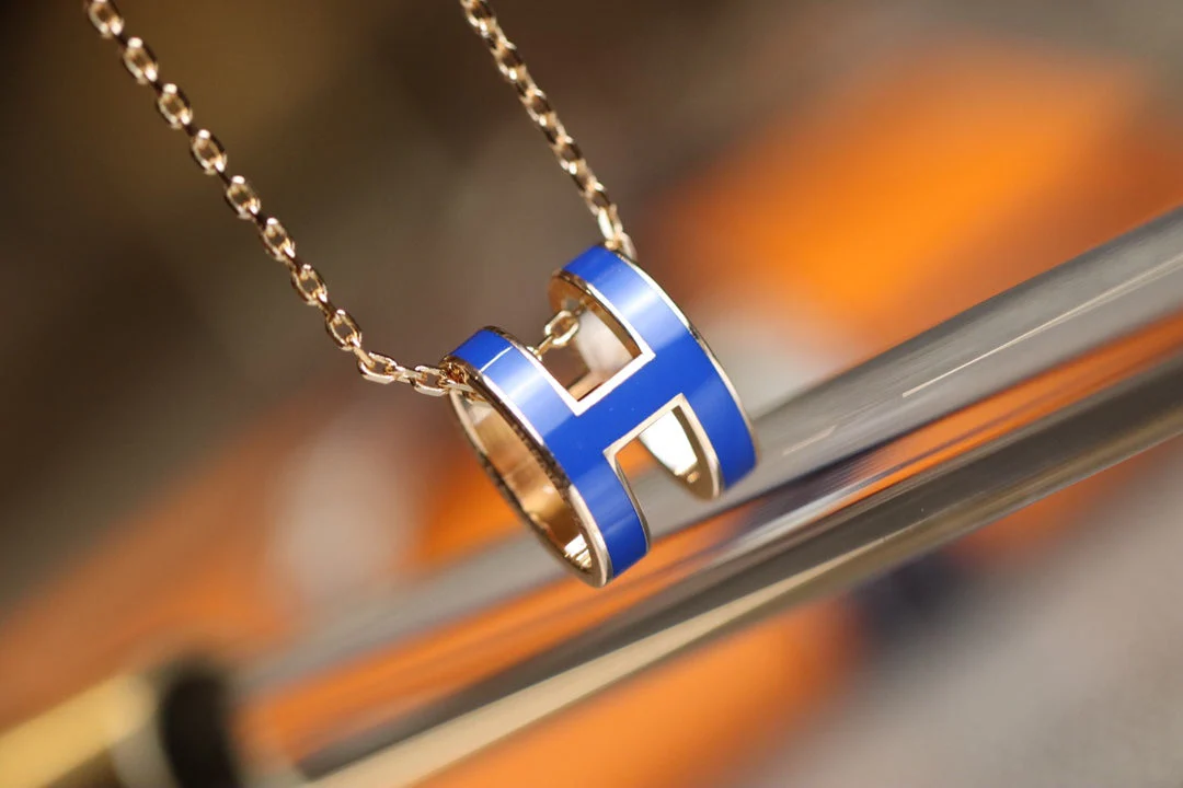 Regalia jewelryPOP H PEDANT PINK GOLD