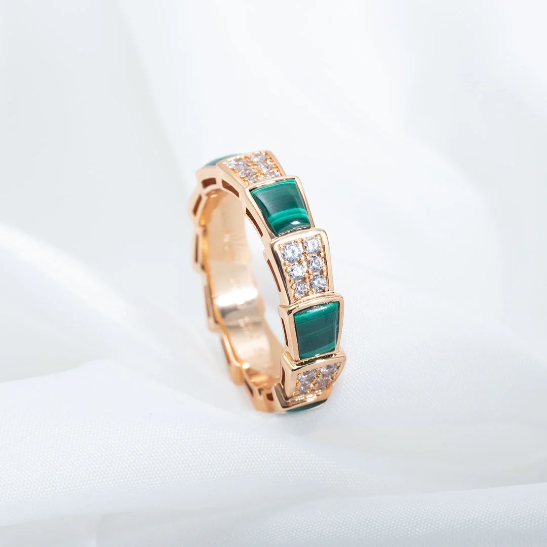 Regalia jewelrySERPENTI RING PINK GOLD MALACHITE DIAMOND PAVED 4MM