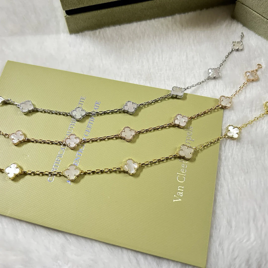 Regalia jewelryCLOVER 6 MOTIF WHITE MOP BRACELET