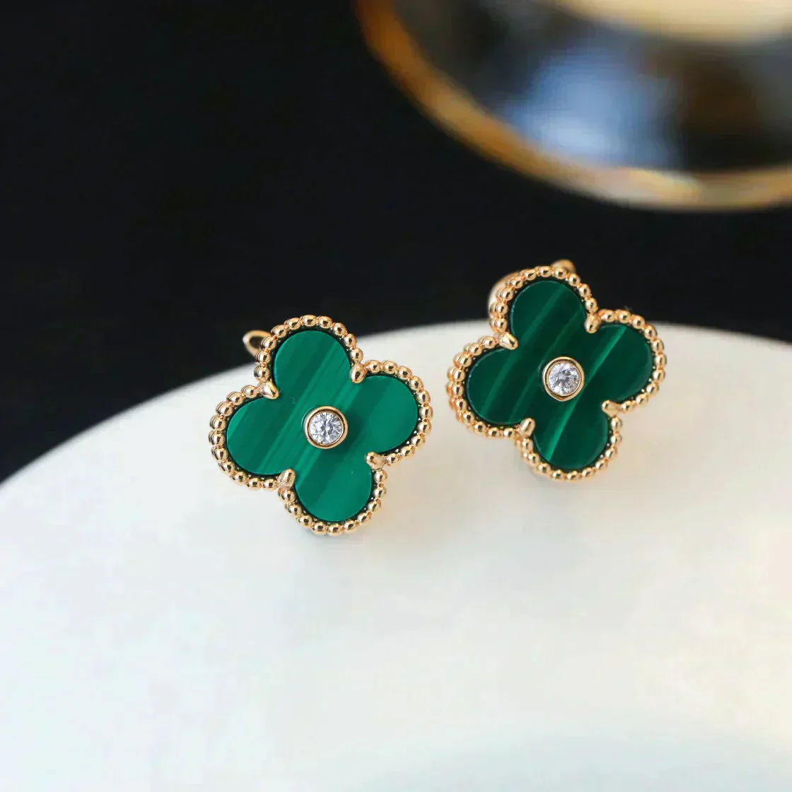 Regalia jewelryCLOVER MEDIUM 1 MOTIFS MALACHITE DIAMOND EARRINGS
