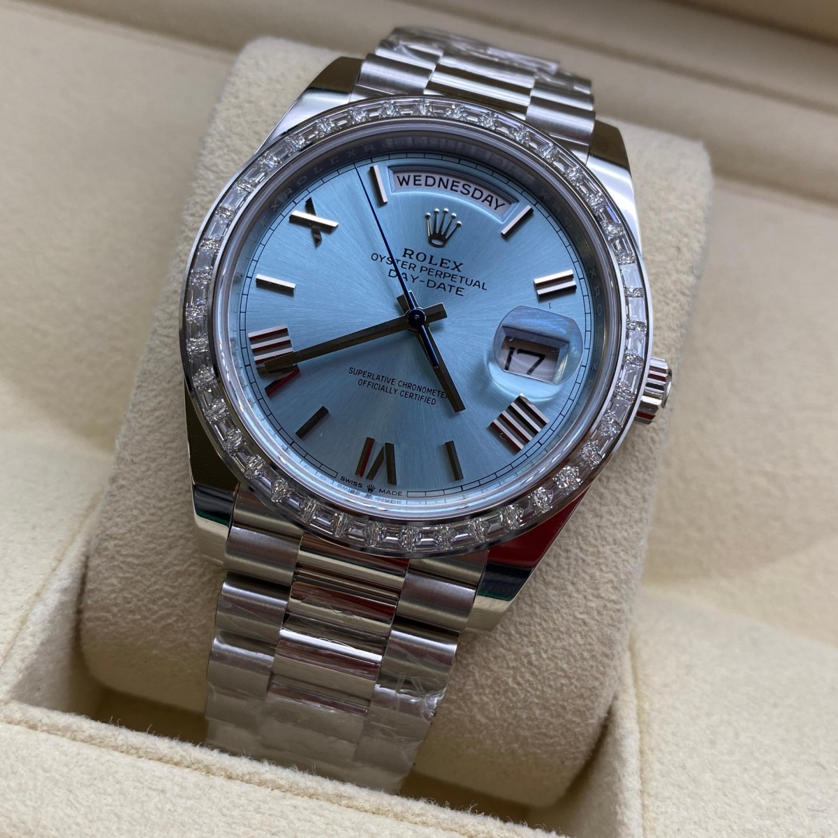 【Super Clone】ROLEX Day-Date 40mm 228396TBR-0030 Ice Blue Roman Dial