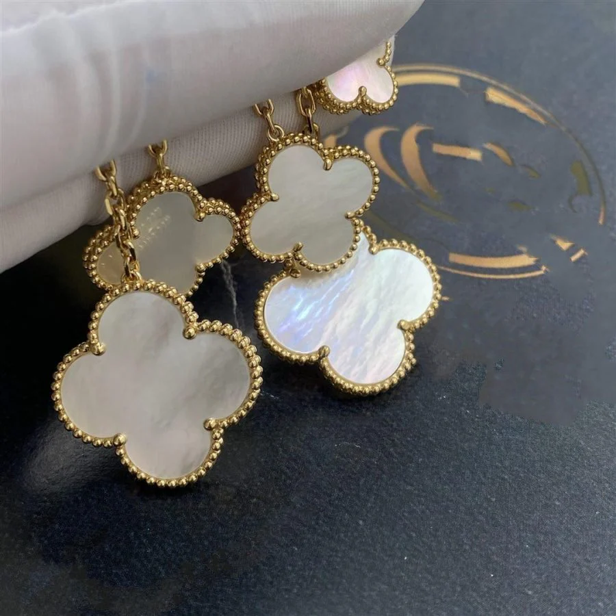 Regalia jewelryCLOVER EARRINGS WHITE MOP 4 MOTIFS GOLD