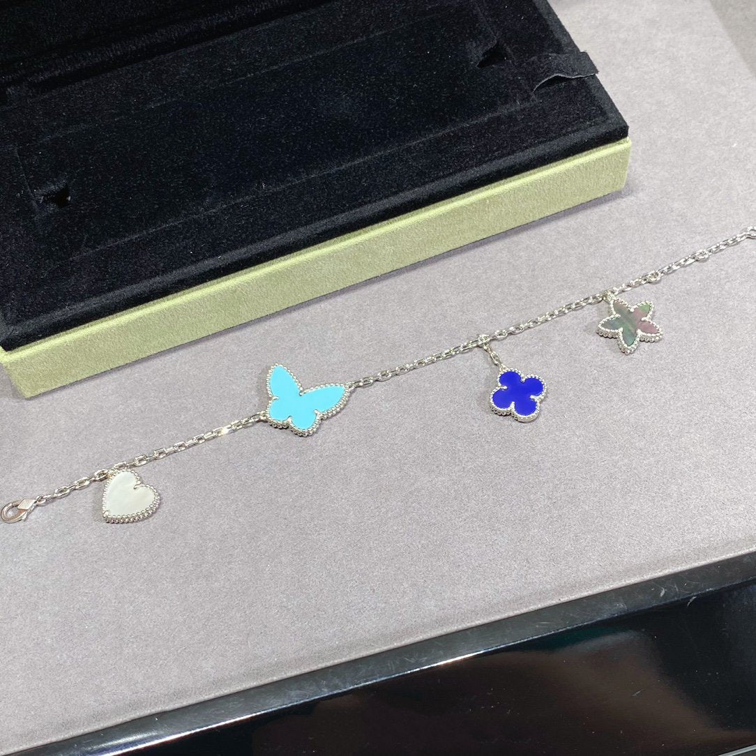 Regalia jewelryLUCKY SPRING SILVER BRACELET 4 MOTIF